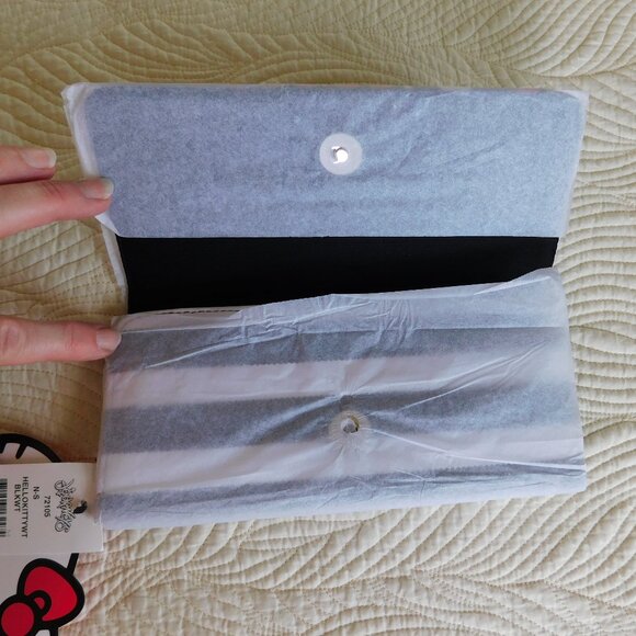 NOS Hello Kitty Sanrio Loungefly stripe continental wallet tri fold clutch NWT - Picture 14 of 16